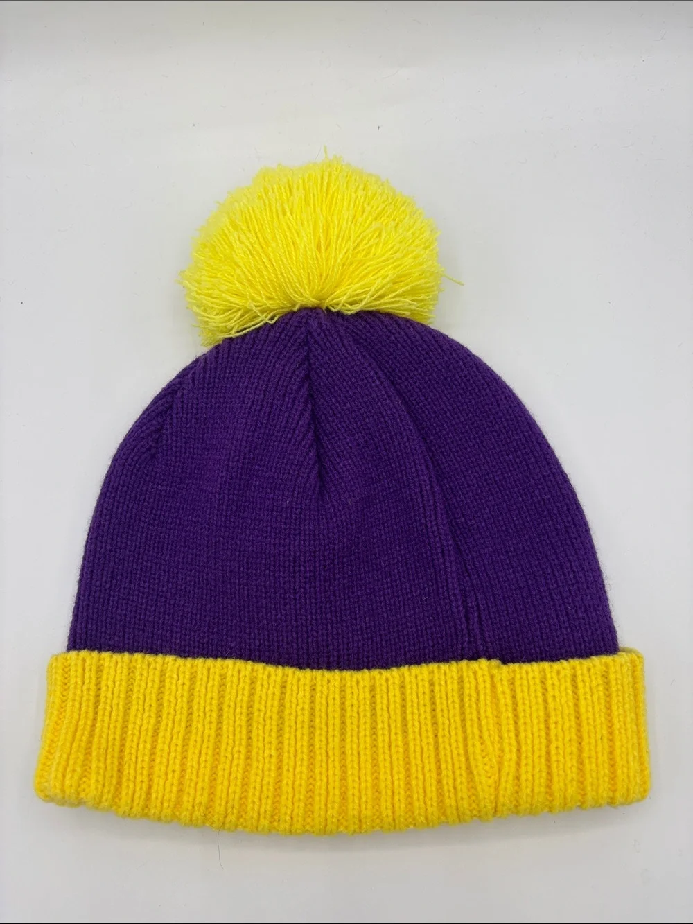 Los Angeles Lakers Patch Knit Purple & Yellow Pom Beanie